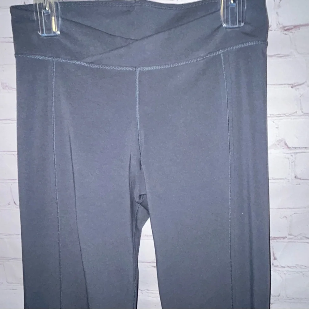 Free People Movement Turnout Yoga Capri‎ Leggings size M NWT